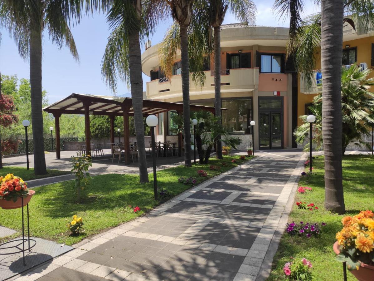 Oasi Park Hotel Mascali Ngoại thất bức ảnh