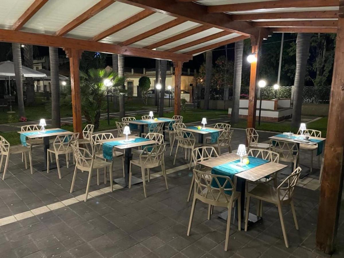 Oasi Park Hotel Mascali Ngoại thất bức ảnh