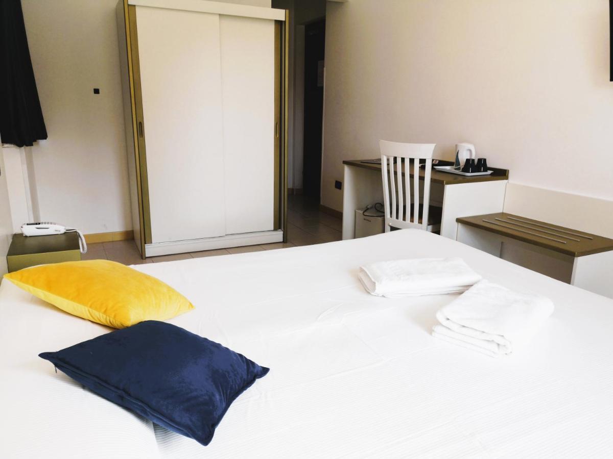 Oasi Park Hotel Mascali Ngoại thất bức ảnh