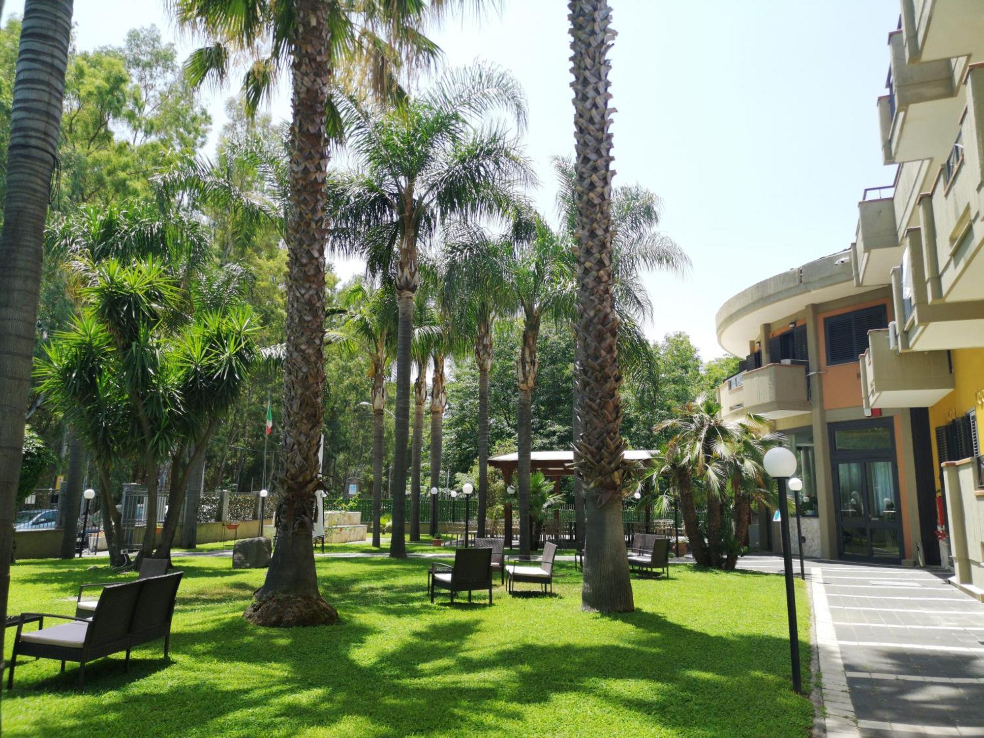 Oasi Park Hotel Mascali Ngoại thất bức ảnh