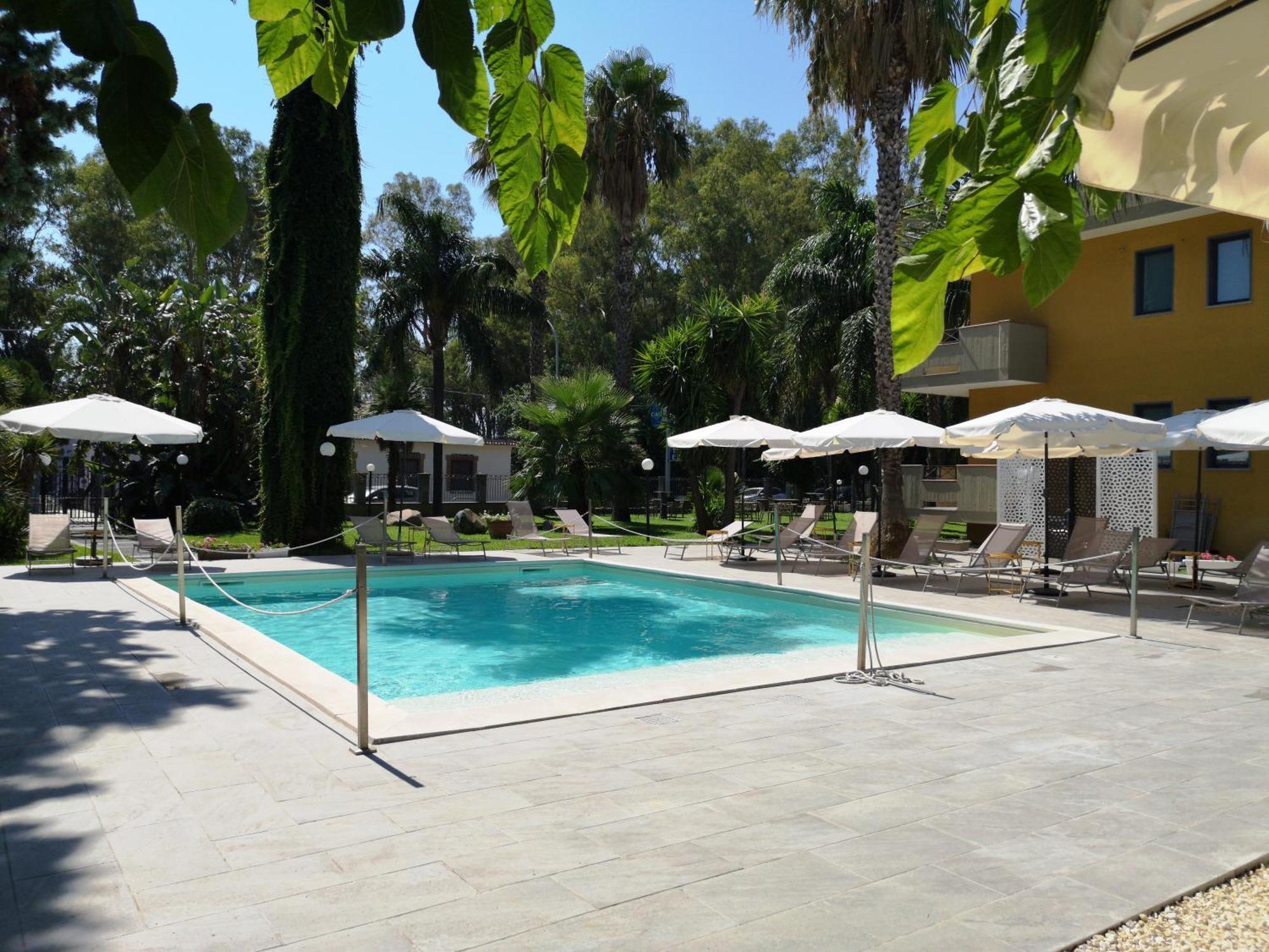 Oasi Park Hotel Mascali Ngoại thất bức ảnh